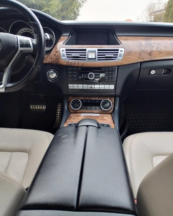 Mercedes-Benz CLS cena 72900 przebieg: 309000, rok produkcji 2011 z Radom małe 742